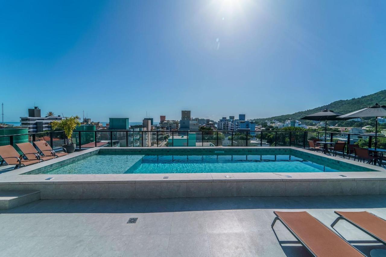 Adra 106 - Apartamento No Centro De Bombinhas - Rooftop Com Piscina E Academia - A Poucos Metros Da Praia - Exterior photo